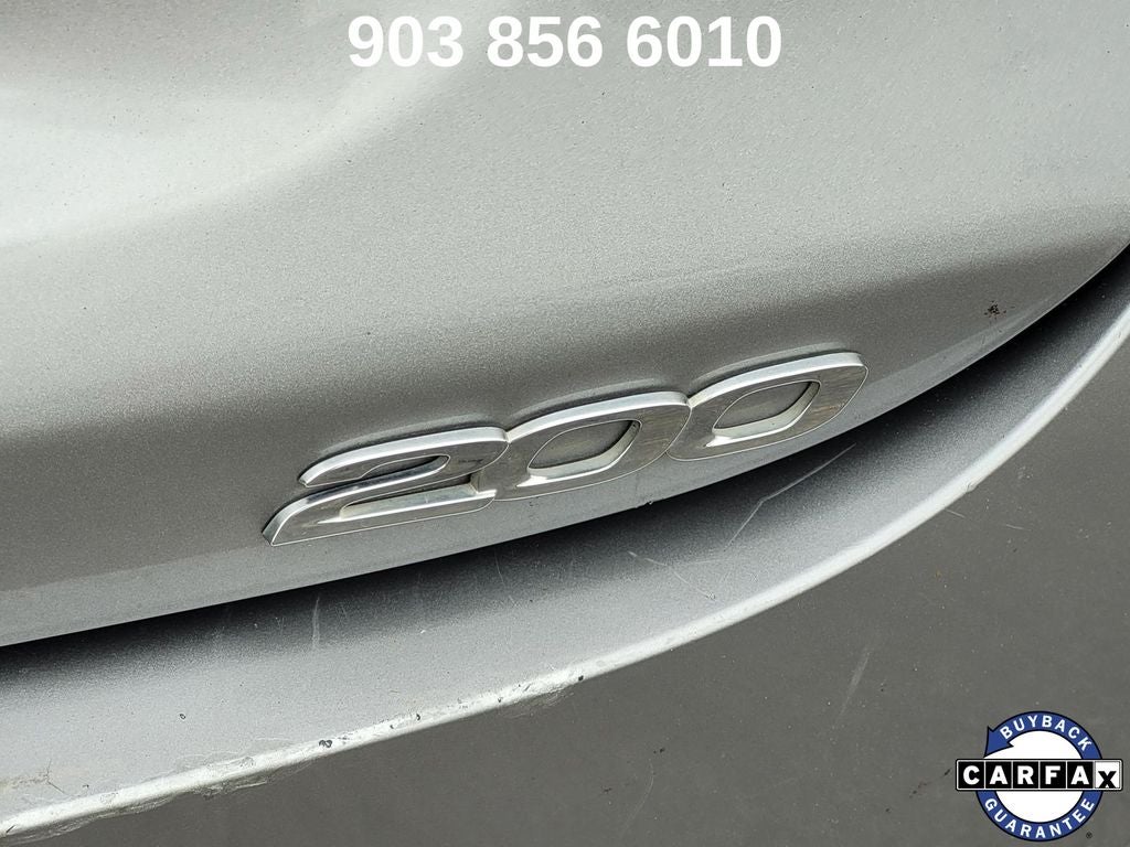 2016 Chrysler 200 Limited