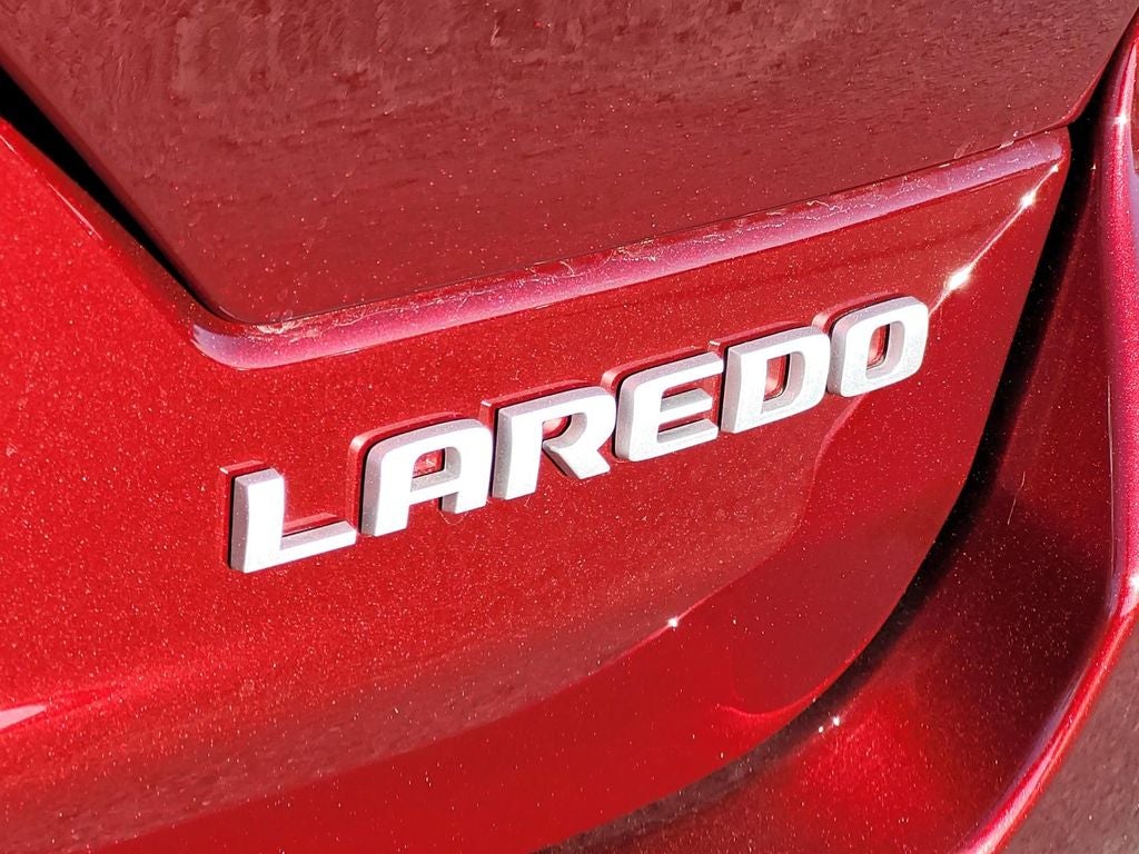 2026 Jeep Grand Cherokee Laredo