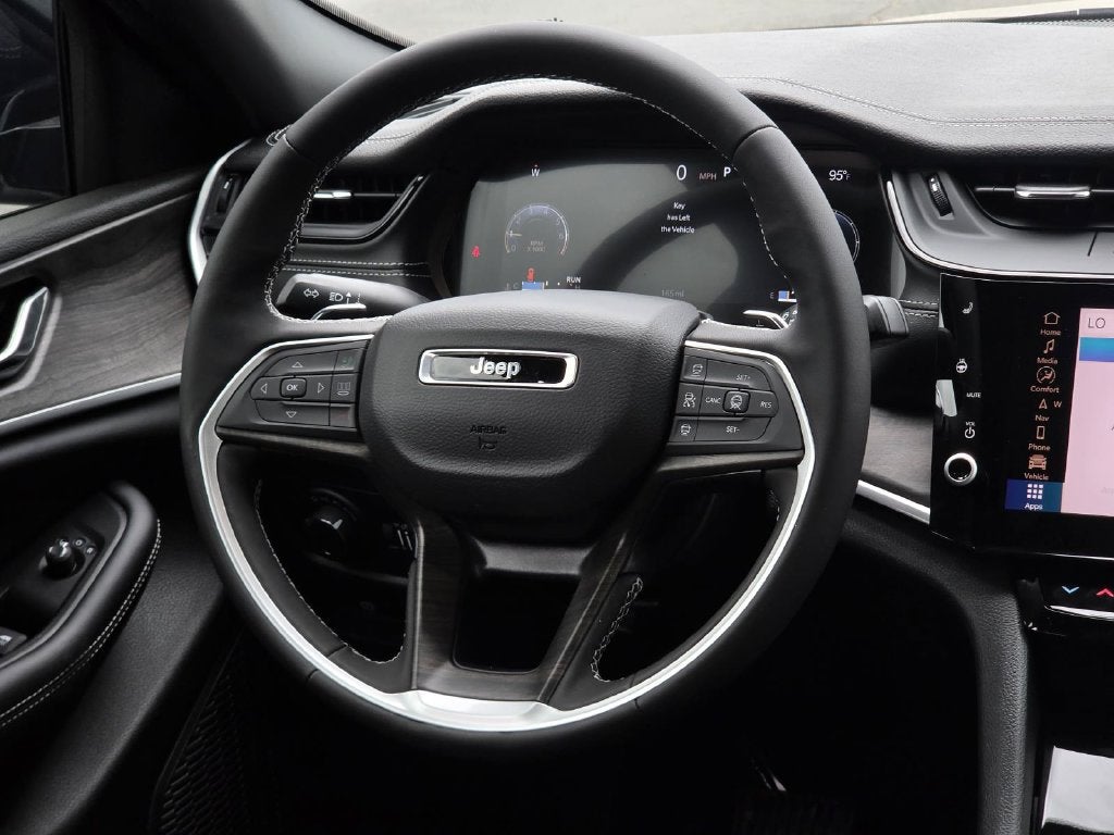 2026 Jeep Grand Cherokee Altitude