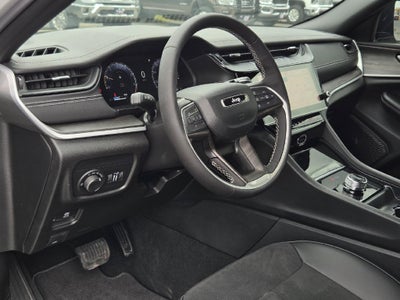 2026 Jeep Grand Cherokee Altitude