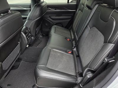 2026 Jeep Grand Cherokee Altitude