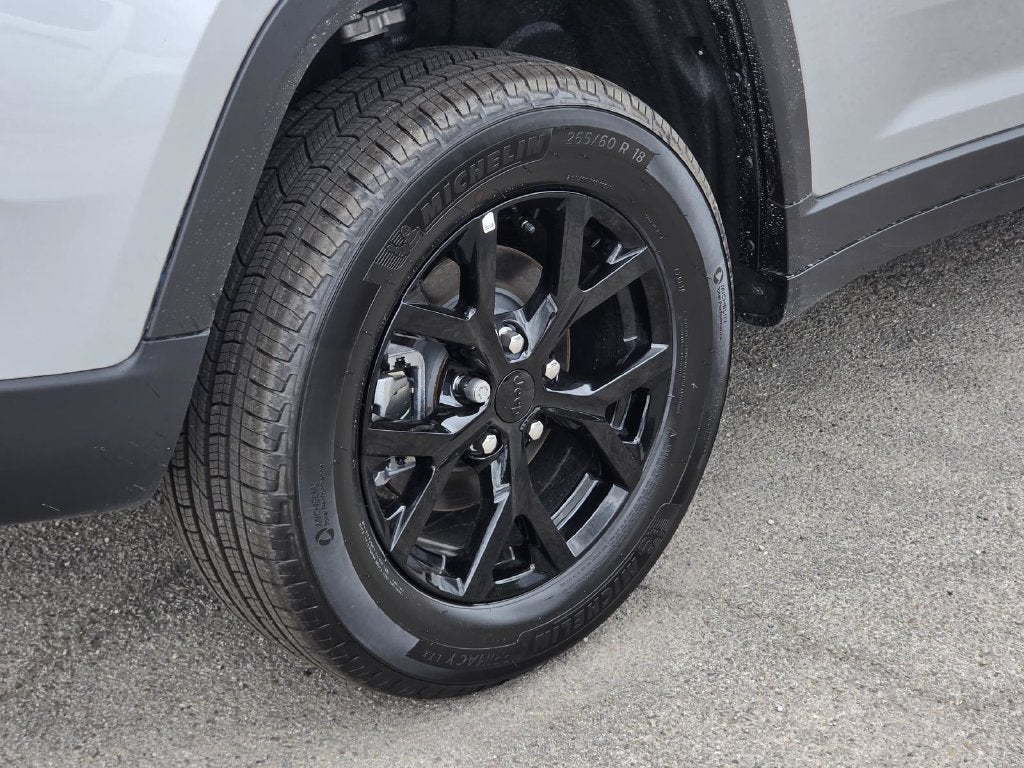 2026 Jeep Grand Cherokee Altitude