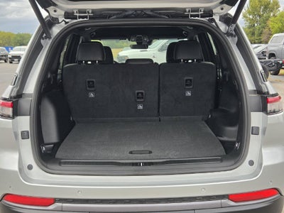 2026 Jeep Grand Cherokee Altitude