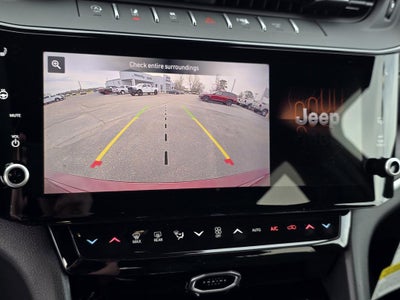 2026 Jeep Grand Cherokee Laredo