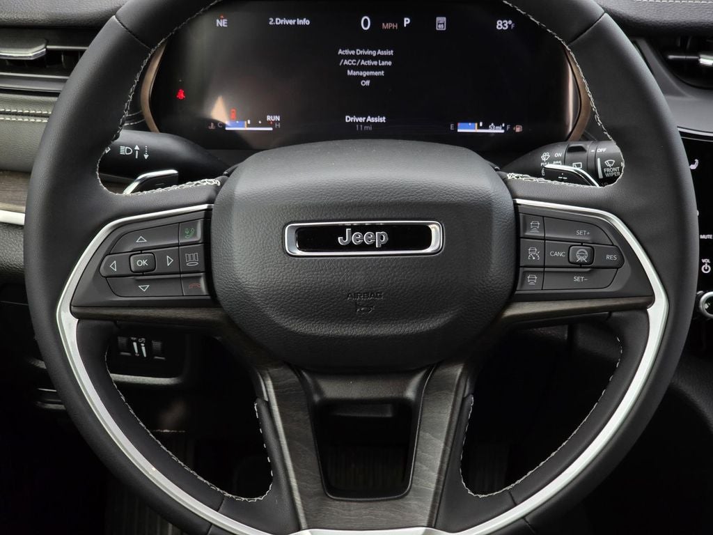 2026 Jeep Grand Cherokee Laredo