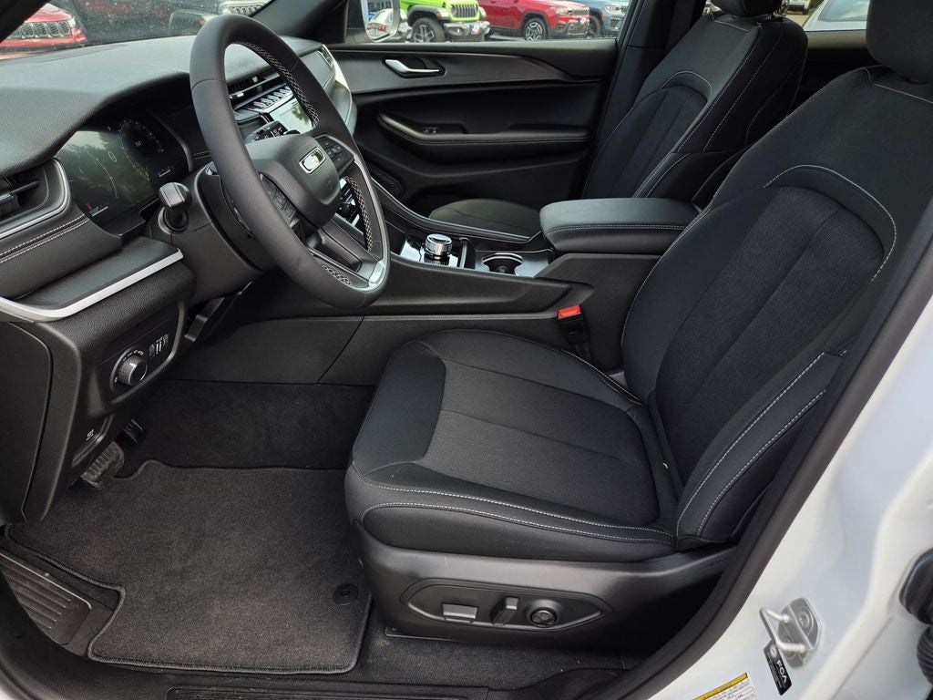 2026 Jeep Grand Cherokee L Laredo