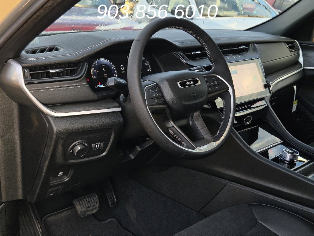 2027 Jeep Grand Cherokee L Laredo Altitude