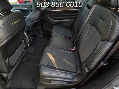 2027 Jeep Grand Cherokee L Laredo Altitude