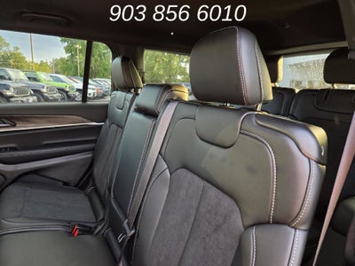 2027 Jeep Grand Cherokee L Laredo Altitude