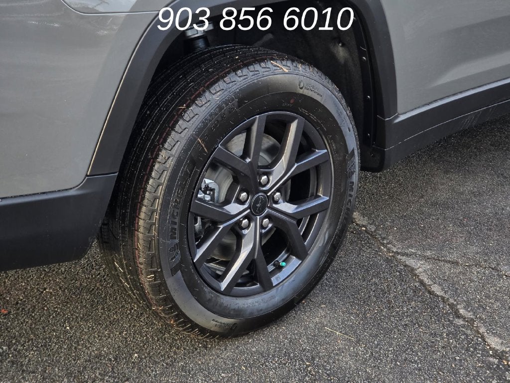2027 Jeep Grand Cherokee L Laredo Altitude