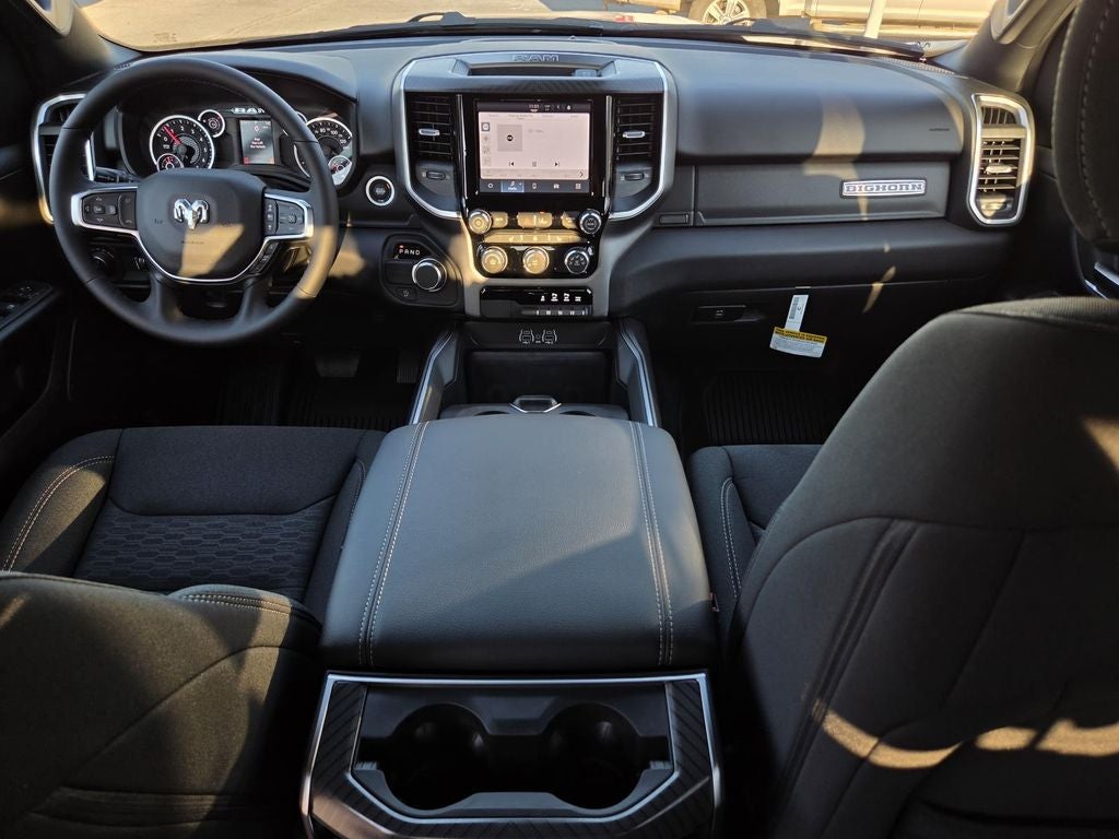 2027 RAM 1500 Big Horn/Lone Star