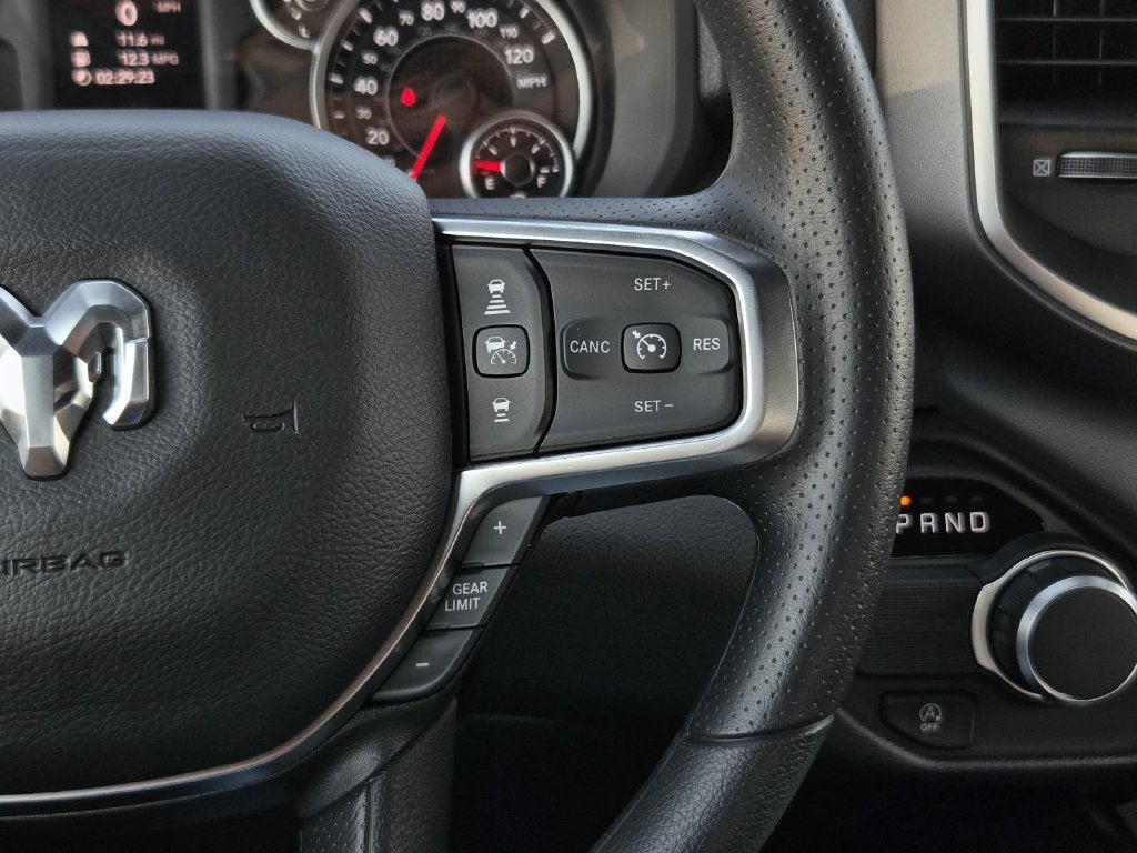 2027 RAM 1500 Big Horn/Lone Star
