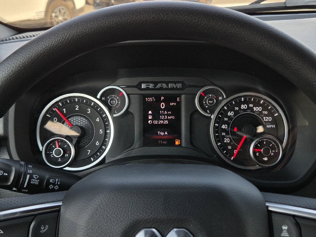 2027 RAM 1500 Big Horn/Lone Star