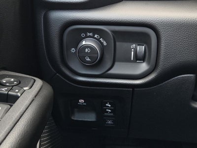 2027 RAM 1500 Big Horn/Lone Star