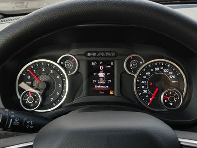 2027 RAM 1500 Big Horn/Lone Star