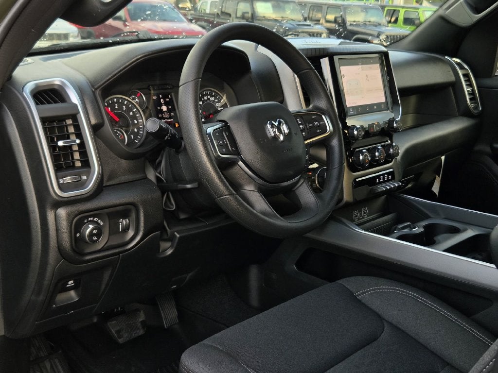 2027 RAM 1500 Big Horn/Lone Star