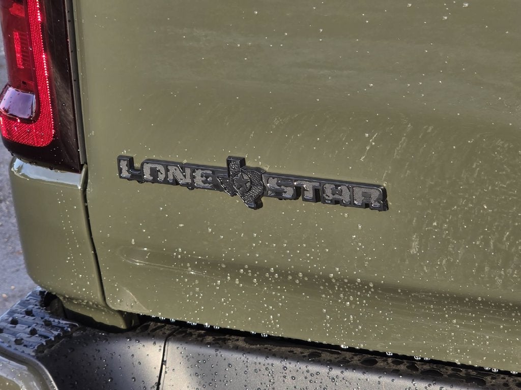 2027 RAM 1500 Big Horn/Lone Star