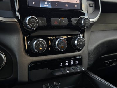 2027 RAM 1500 Big Horn/Lone Star