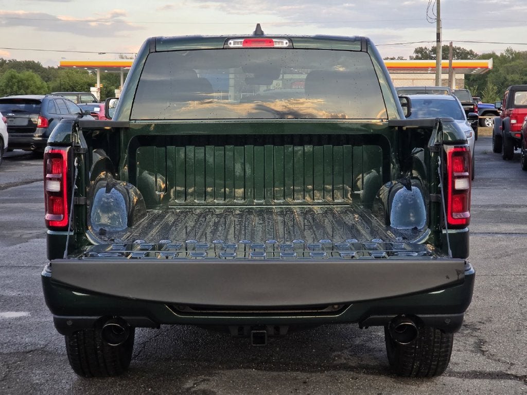 2027 RAM 1500 Big Horn/Lone Star