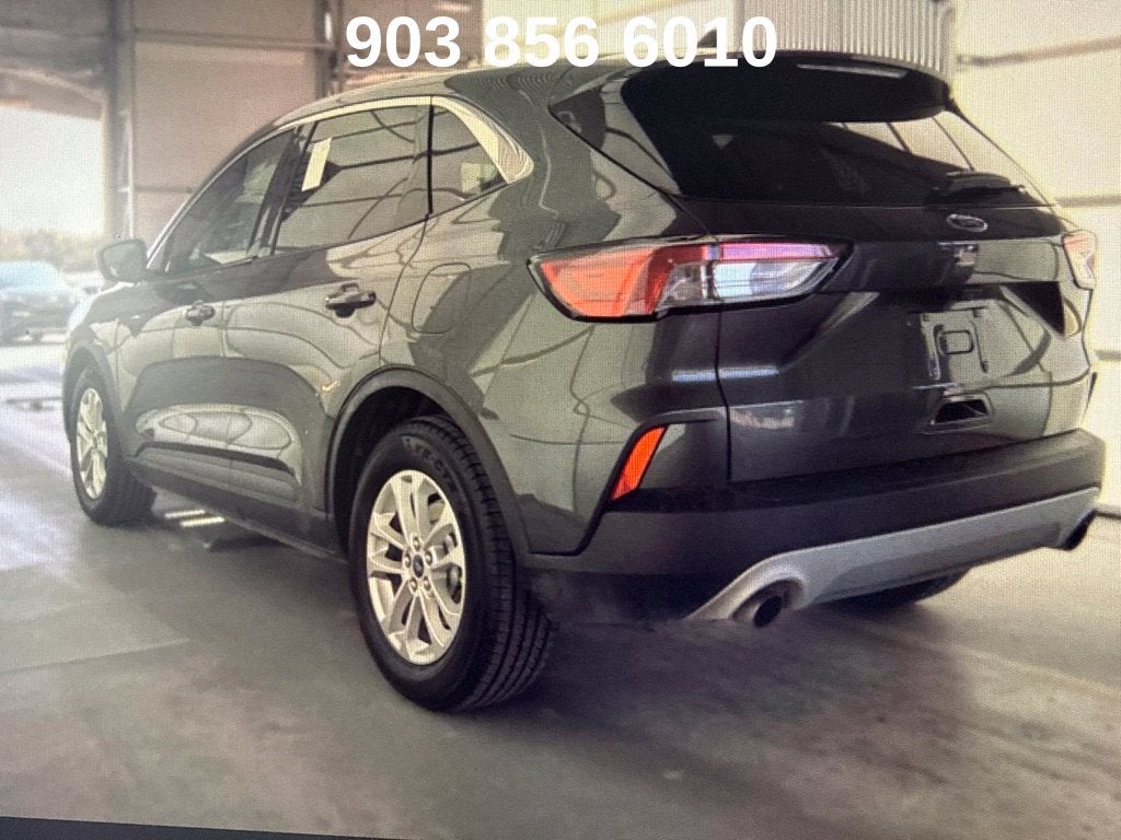 2020 Ford Escape SE