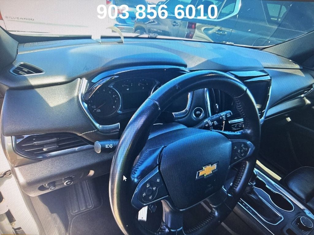 2022 Chevrolet Traverse LT Leather