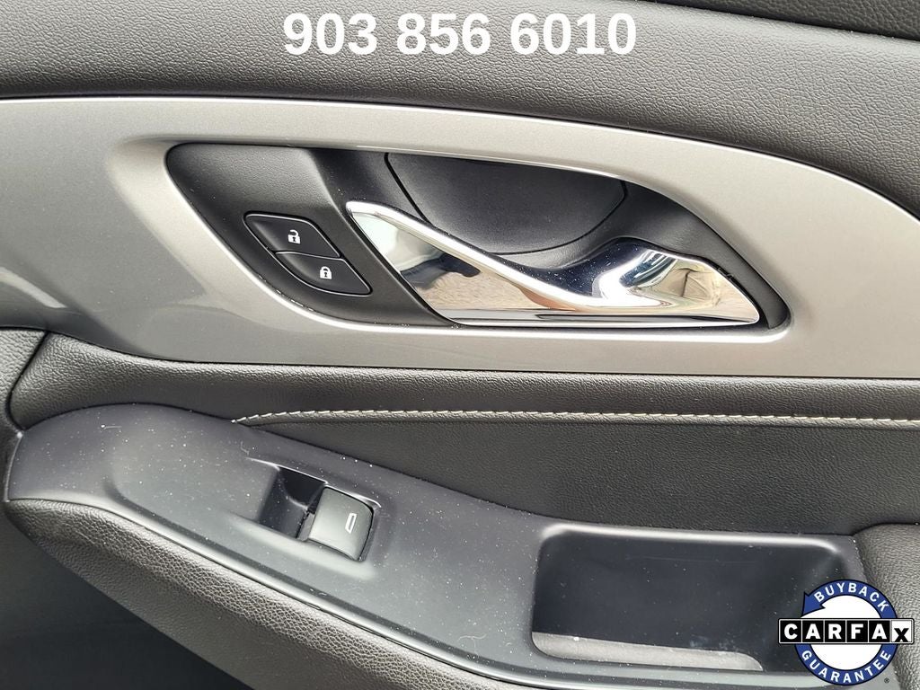 2022 Chevrolet Traverse LT Leather