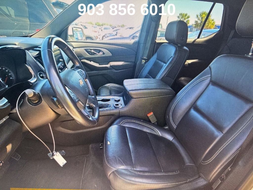 2022 Chevrolet Traverse LT Leather