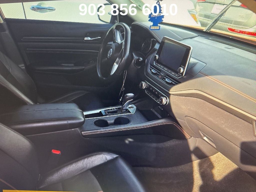 2022 Nissan Altima 2.0 SR