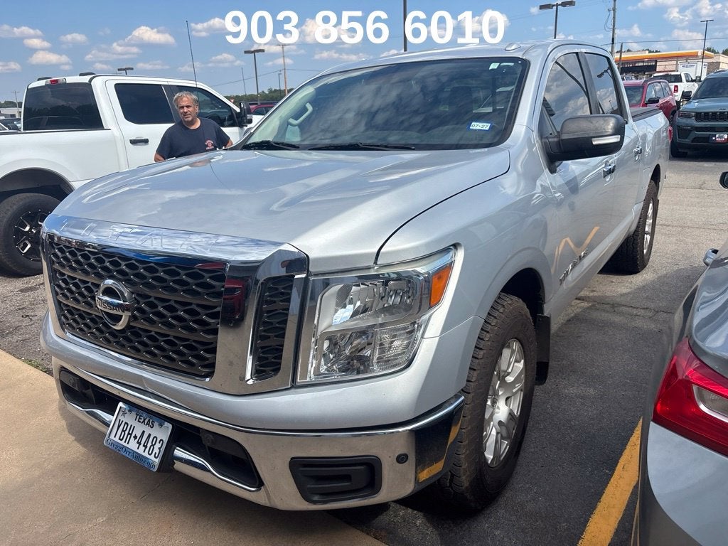 2018 Nissan Titan SV