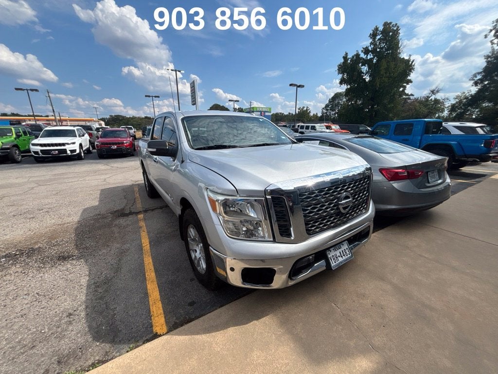 2018 Nissan Titan SV