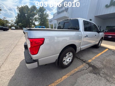 2018 Nissan Titan SV
