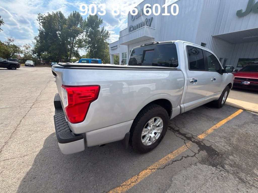 2018 Nissan Titan SV