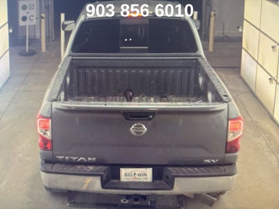 2017 Nissan Titan SV