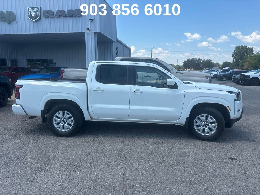 2023 Nissan Frontier SV