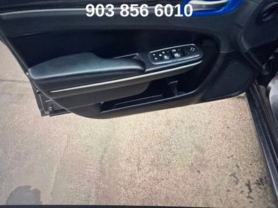 2021 Chrysler 300 Touring