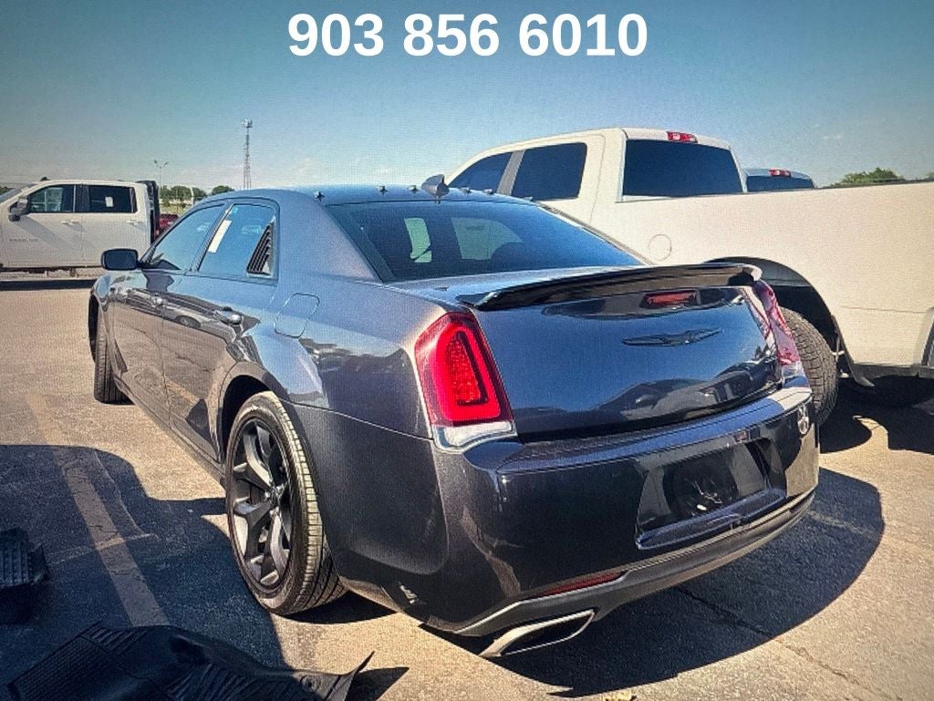 2021 Chrysler 300 Touring