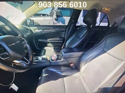 2022 Chrysler 300 Touring