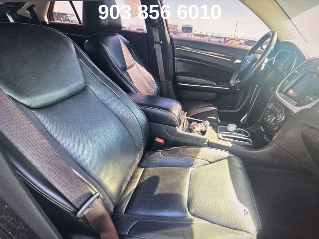 2022 Chrysler 300 Touring