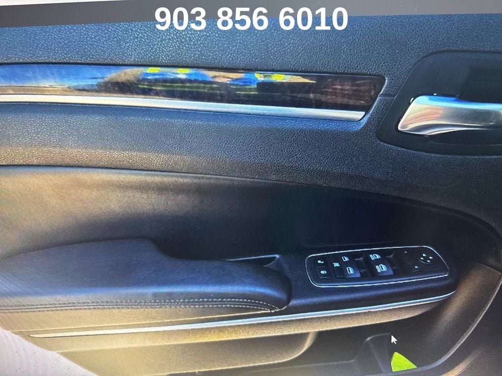 2022 Chrysler 300 Touring