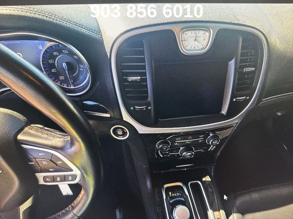 2022 Chrysler 300 Touring