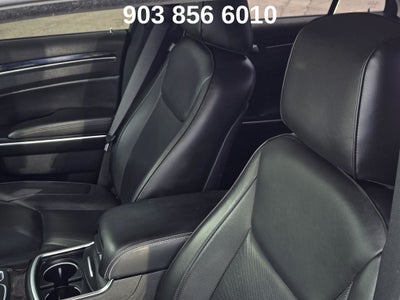 2022 Chrysler 300 Touring