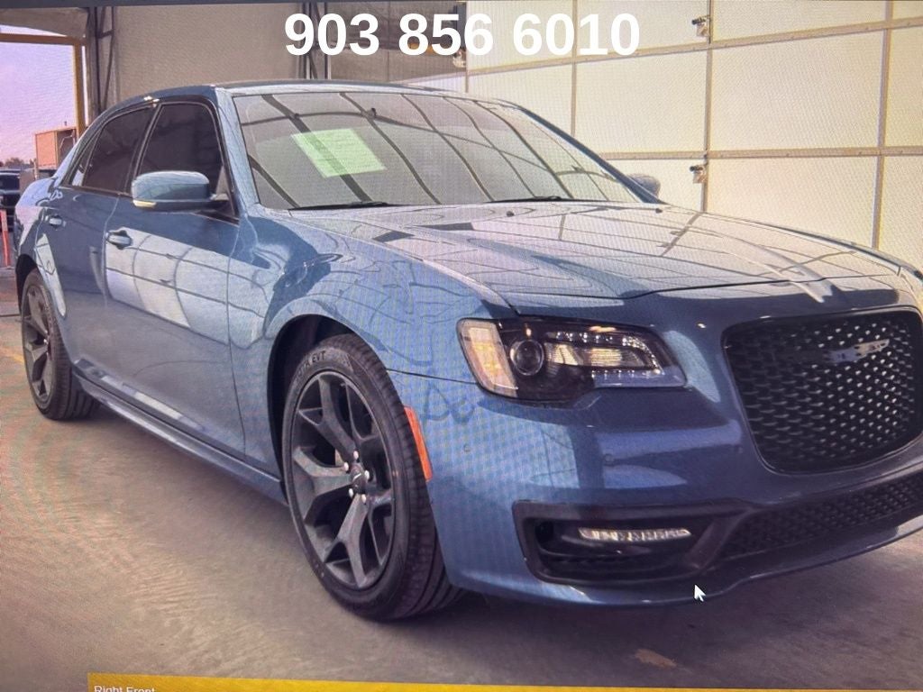 2022 Chrysler 300 Touring