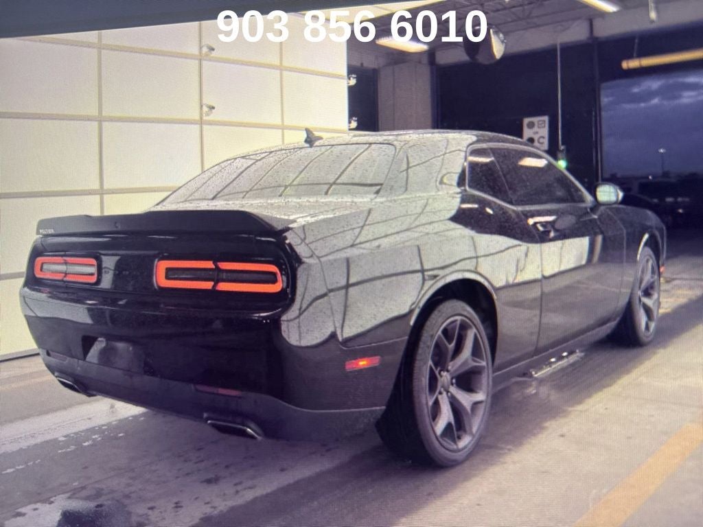 2021 Dodge Challenger SXT