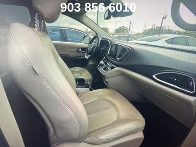2021 Chrysler Pacifica Touring L
