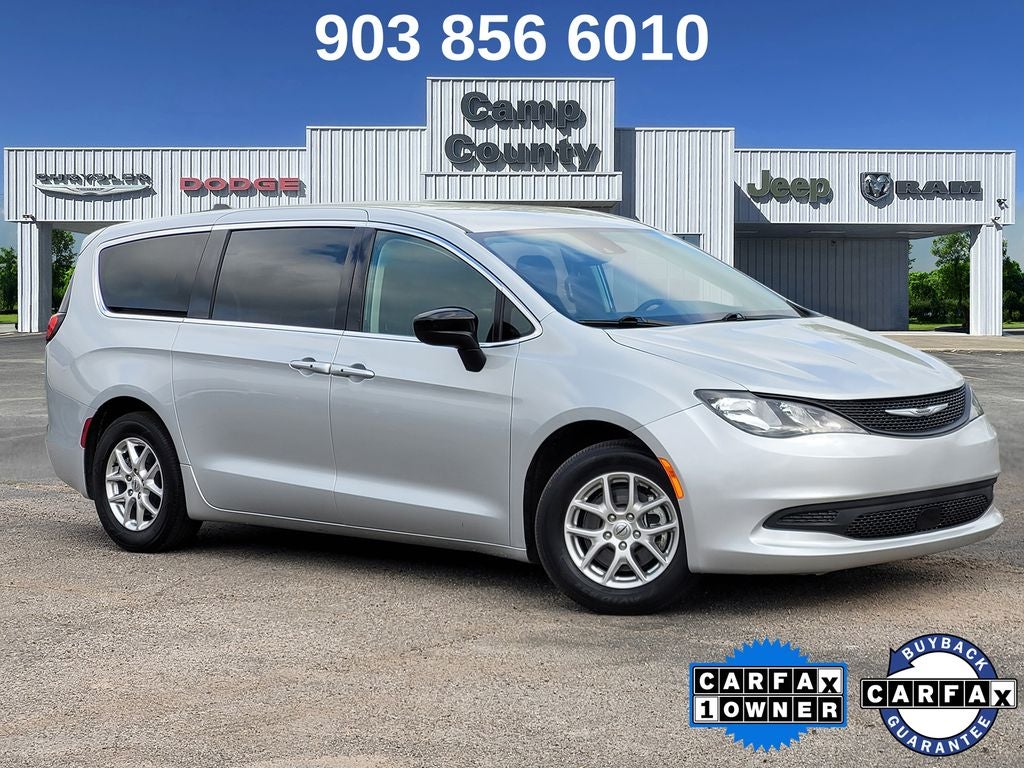 2024 Chrysler Voyager LX
