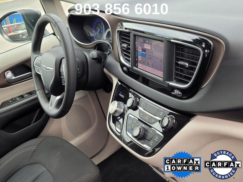 2024 Chrysler Voyager LX