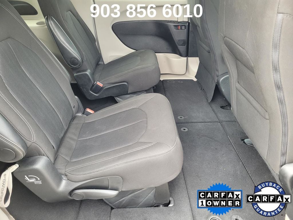 2024 Chrysler Voyager LX