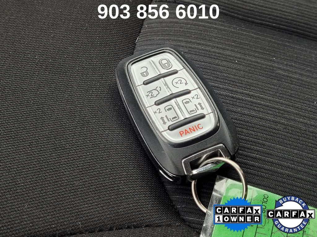 2024 Chrysler Voyager LX