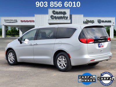 2024 Chrysler Voyager LX