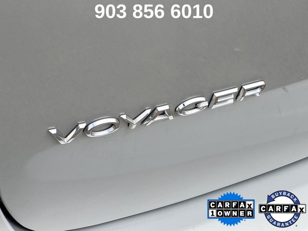 2024 Chrysler Voyager LX